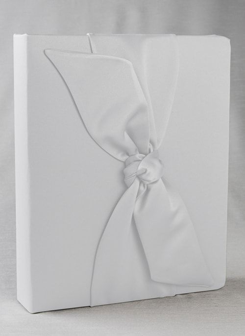 White A01175MB/WHT Ivy Lane Design Genevieve Memory Book 