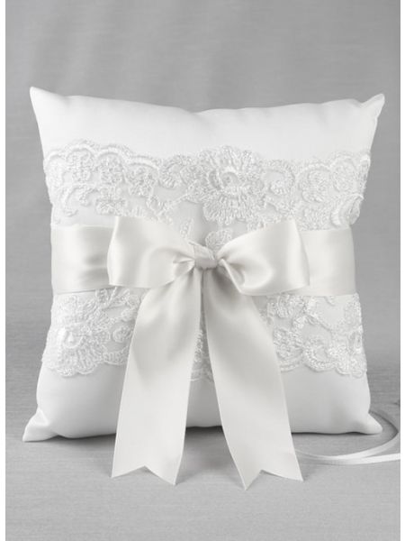 Chantilly Lace  Ring Pillow, White