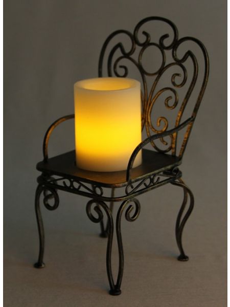 Scroll Pattern Armchair Candle Holder