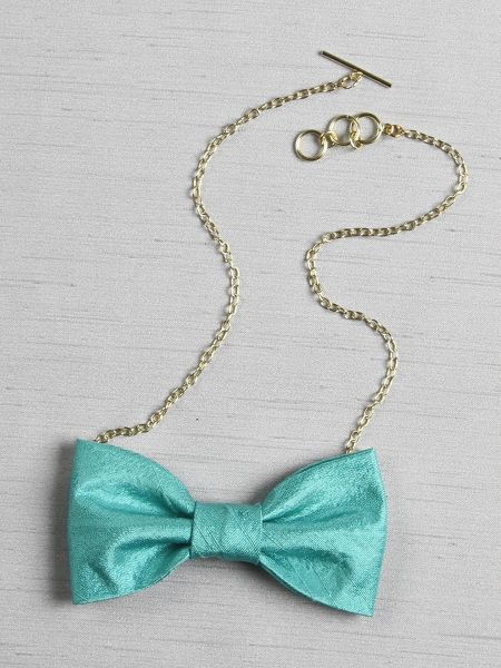 Bow Tie Necklace, Aquamarine