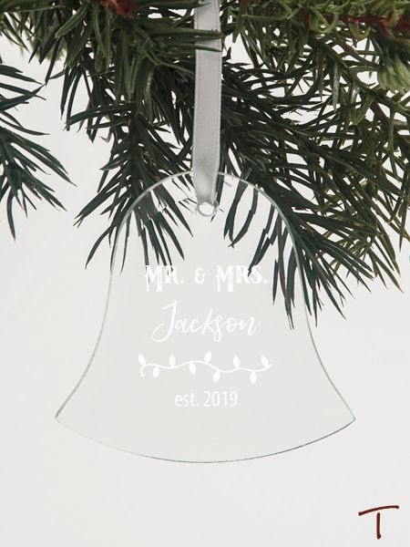 Tenereze Exclusive | Mr. and Mrs. Bell Glass Ornament